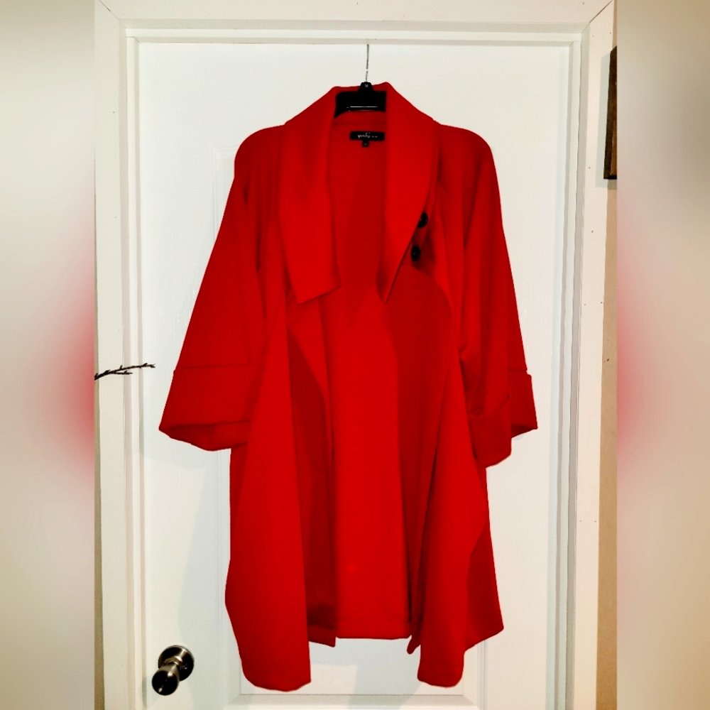 Beautiful three quarter sleeve coat